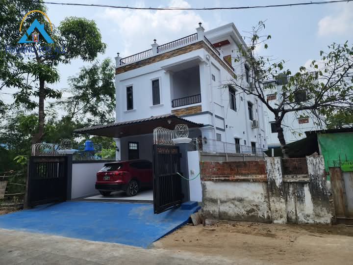Home in Metric Way