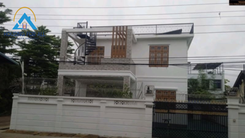 Home in Metric Way