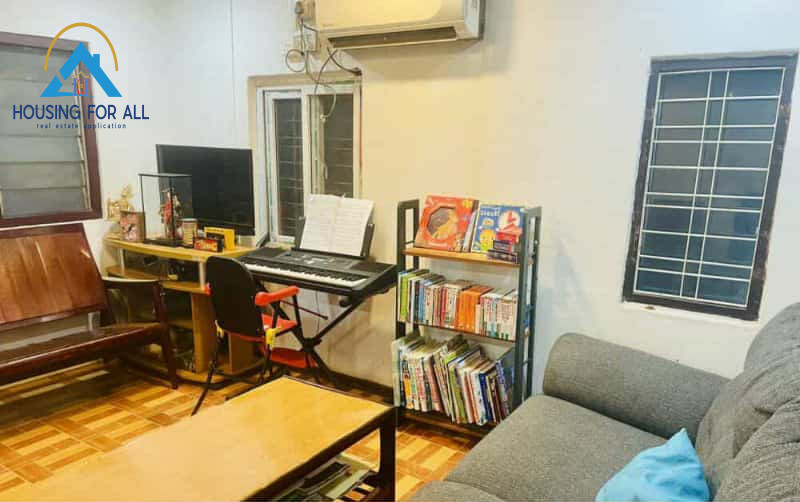 Home in Metric Way
